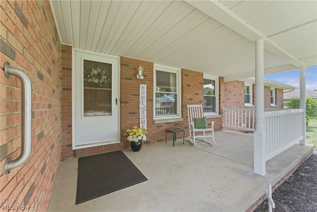 1708 Edmar Street, Louisville, OH 44641