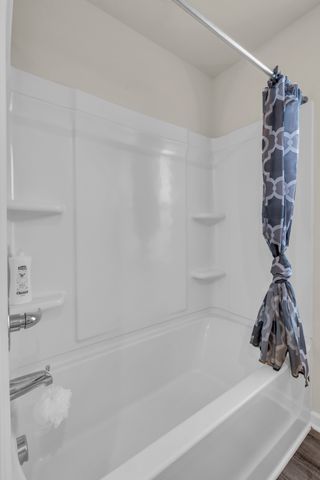 4029 S Downs Cir, White House, TN 37188
