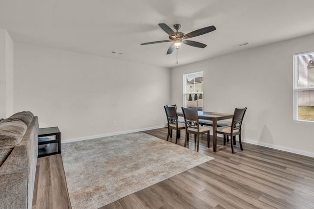 4029 S Downs Cir, White House, TN 37188