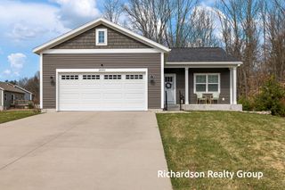 2690 Odawa Trail, Muskegon, MI 49444