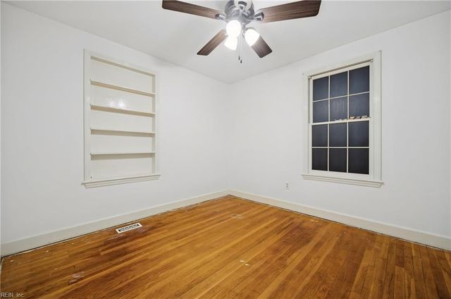 568 Yorktown RD, Newport News, VA 23603