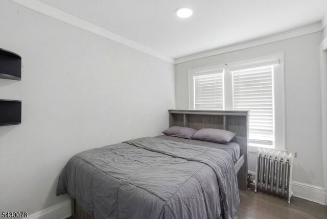 241 Hillside Rd, Elizabeth City, NJ 07208
