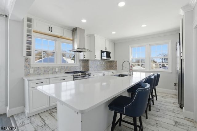 241 Hillside Rd, Elizabeth City, NJ 07208