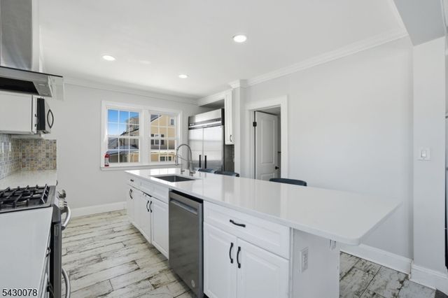 241 Hillside Rd, Elizabeth City, NJ 07208