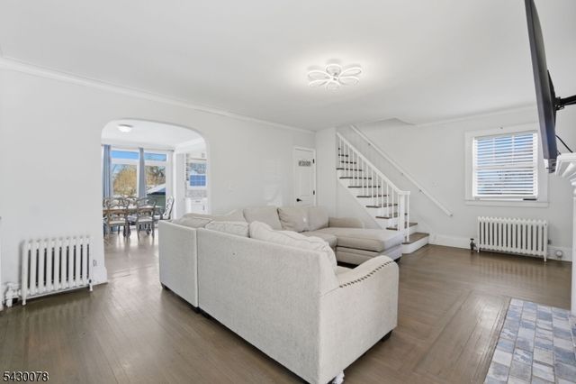 241 Hillside Rd, Elizabeth City, NJ 07208