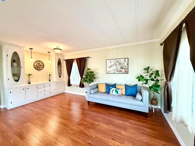 29255 Harpoon way, Hayward, CA 94544