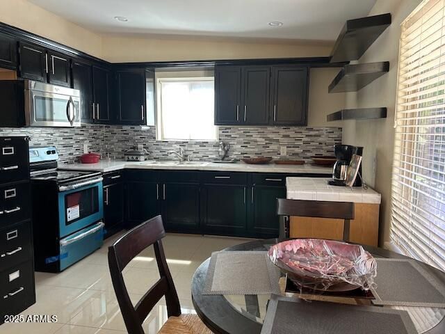 1402 E WESCOTT Drive, Phoenix, AZ 85024