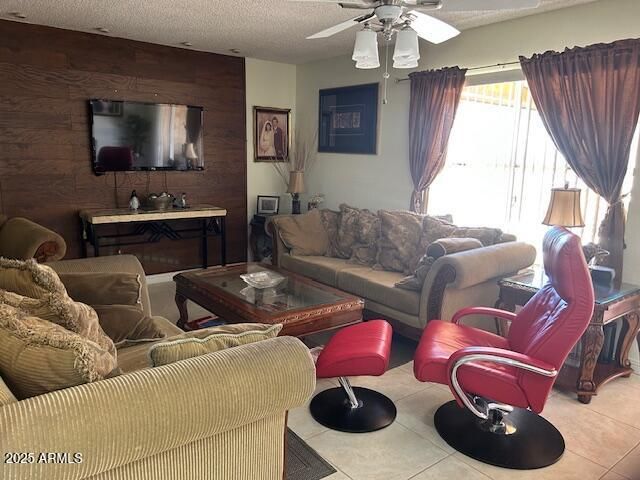 1402 E WESCOTT Drive, Phoenix, AZ 85024