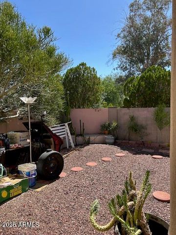 1402 E WESCOTT Drive, Phoenix, AZ 85024