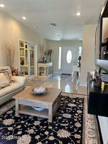 1402 E WESCOTT Drive, Phoenix, AZ 85024