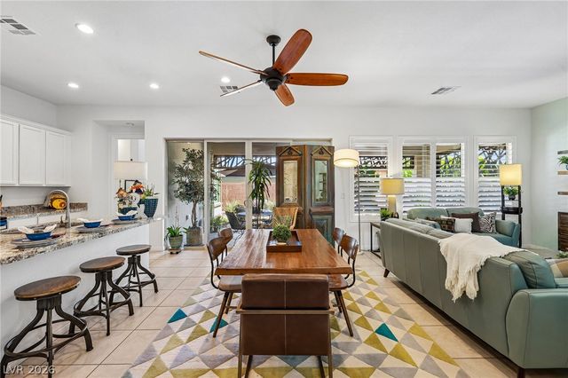 6754 Desert Crimson Street, Las Vegas, NV 89148