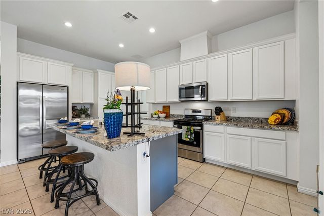 6754 Desert Crimson Street, Las Vegas, NV 89148