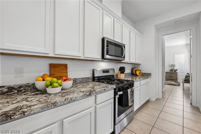 6754 Desert Crimson Street, Las Vegas, NV 89148