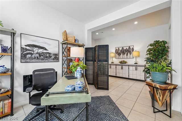 6754 Desert Crimson Street, Las Vegas, NV 89148