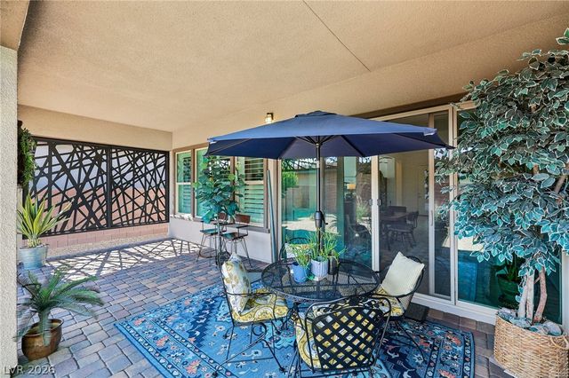 6754 Desert Crimson Street, Las Vegas, NV 89148
