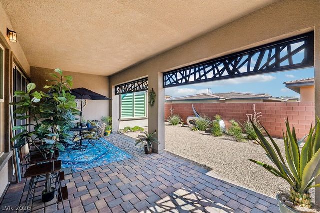 6754 Desert Crimson Street, Las Vegas, NV 89148