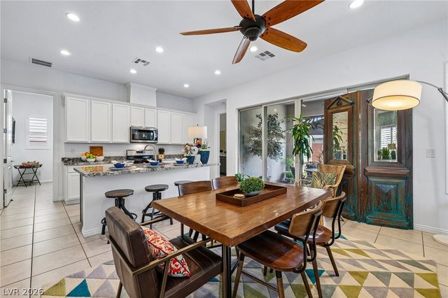 6754 Desert Crimson Street, Las Vegas, NV 89148
