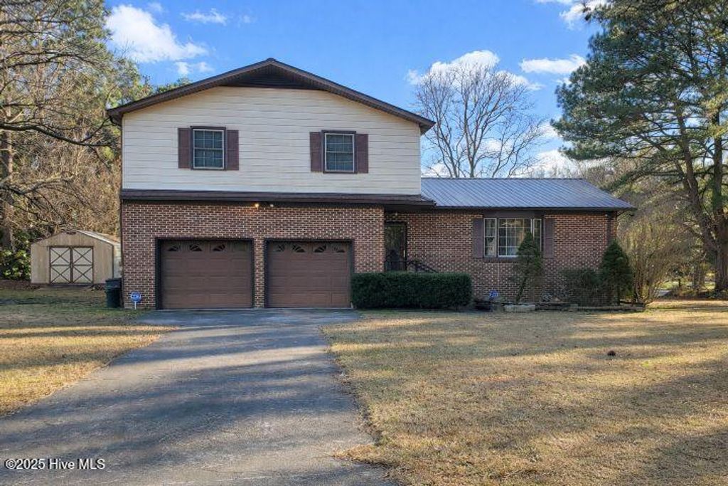 604 Eleanor Street, Greenville, NC 27858