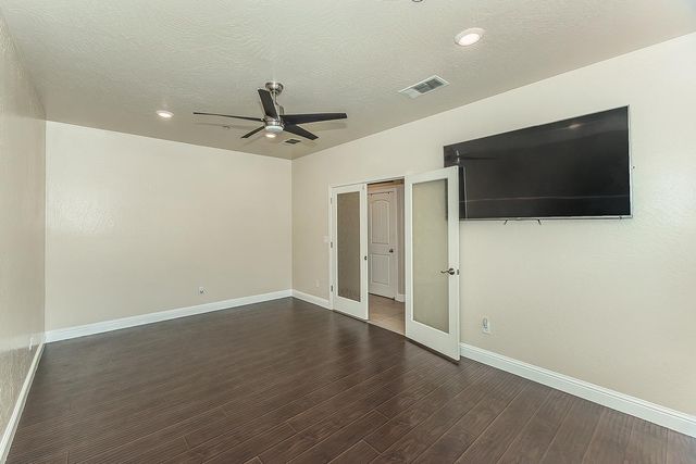 1613 N Ellendale Avenue, Fresno, CA 93722