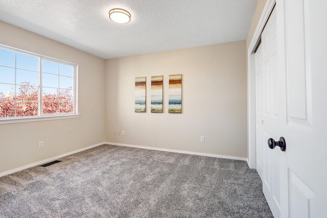 5504 Benson Court NW, Albuquerque, NM 87120