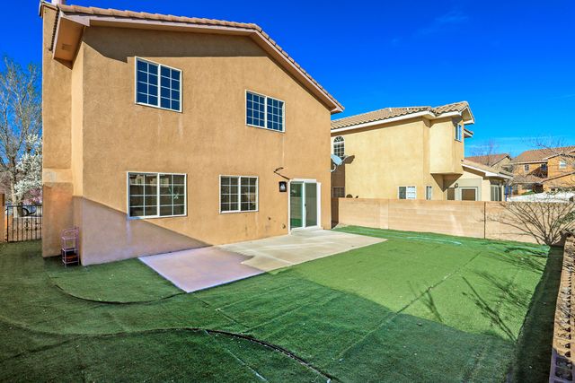 5504 Benson Court NW, Albuquerque, NM 87120