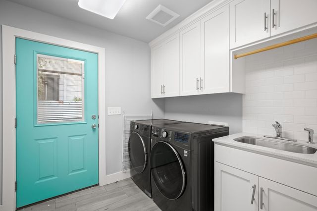 3307 Garden Villa LN, Austin, TX 78704