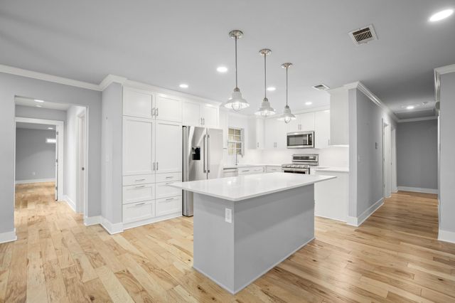 3307 Garden Villa LN, Austin, TX 78704