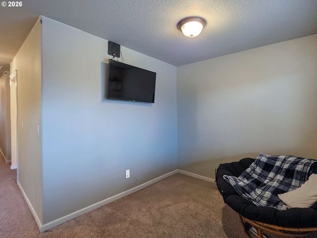 2838 26TH Ave, Forest Grove, OR 97116