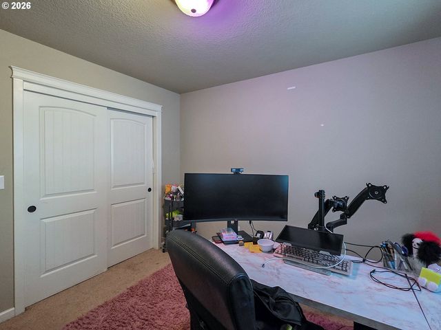 2838 26TH Ave, Forest Grove, OR 97116