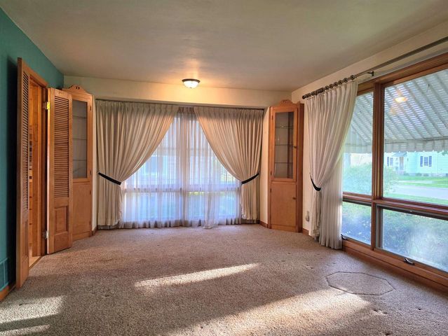 830 WINFORD AVENUE, Green Bay, WI 54303
