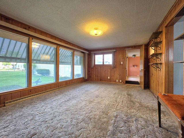 830 WINFORD AVENUE, Green Bay, WI 54303