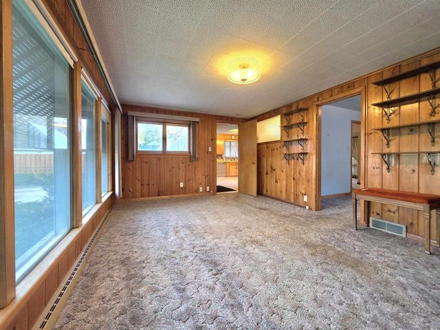 830 WINFORD AVENUE, Green Bay, WI 54303