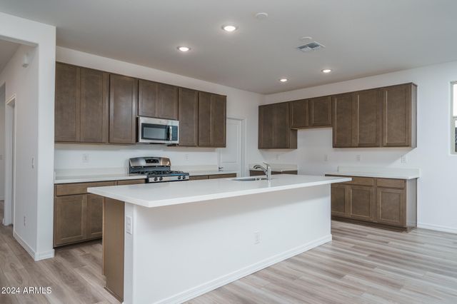 4008 S 178th Lane, Goodyear, AZ 85338