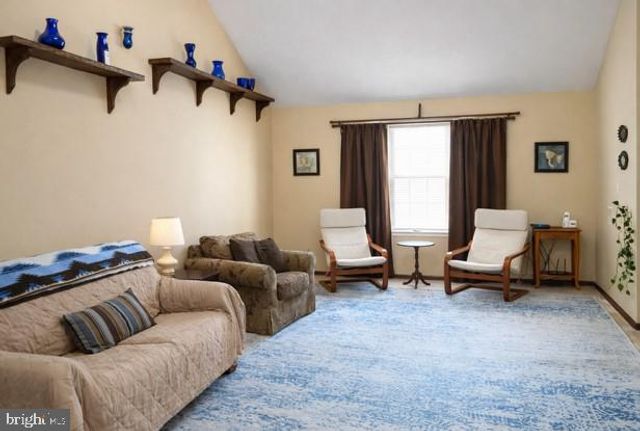 43 ASHLAND AVE, Sicklerville, NJ 08081