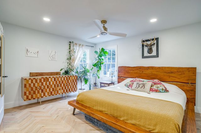 2901 Willing Avenue, Fort Worth, TX 76110