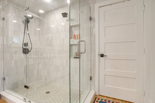 2901 Willing Avenue, Fort Worth, TX 76110