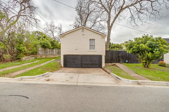 2901 Willing Avenue, Fort Worth, TX 76110
