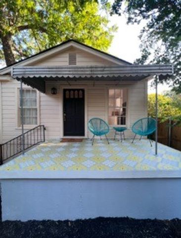 2901 Willing Avenue, Fort Worth, TX 76110