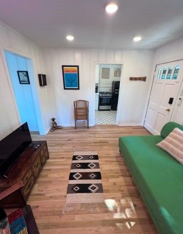 2901 Willing Avenue, Fort Worth, TX 76110