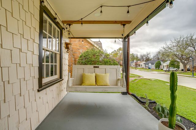 2901 Willing Avenue, Fort Worth, TX 76110