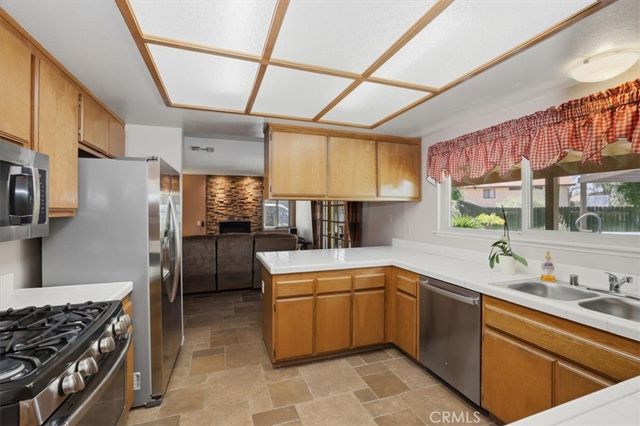 210 Jesse Way, Redlands, CA 92374