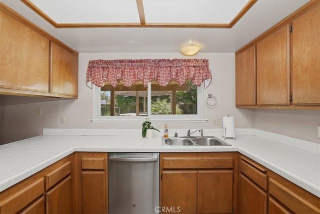 210 Jesse Way, Redlands, CA 92374