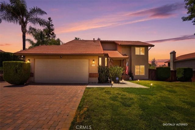 210 Jesse Way, Redlands, CA 92374