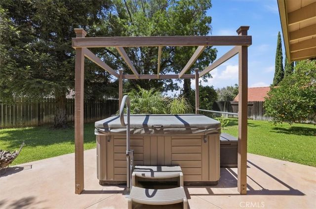 210 Jesse Way, Redlands, CA 92374