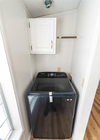 4 Lily Court, Highland Mills, NY 10930