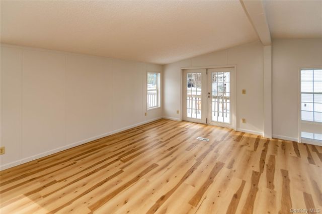 4 Lily Court, Highland Mills, NY 10930