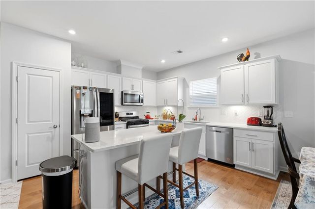 711 Pineberry Court, Grayson, GA 30017