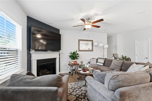 711 Pineberry Court, Grayson, GA 30017