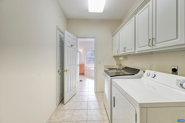 3 NUTWOOD CIR, Palmyra, VA 22963