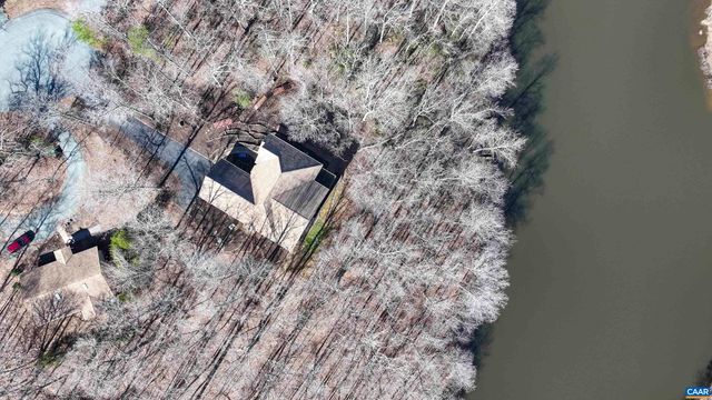 3 NUTWOOD CIR, Palmyra, VA 22963